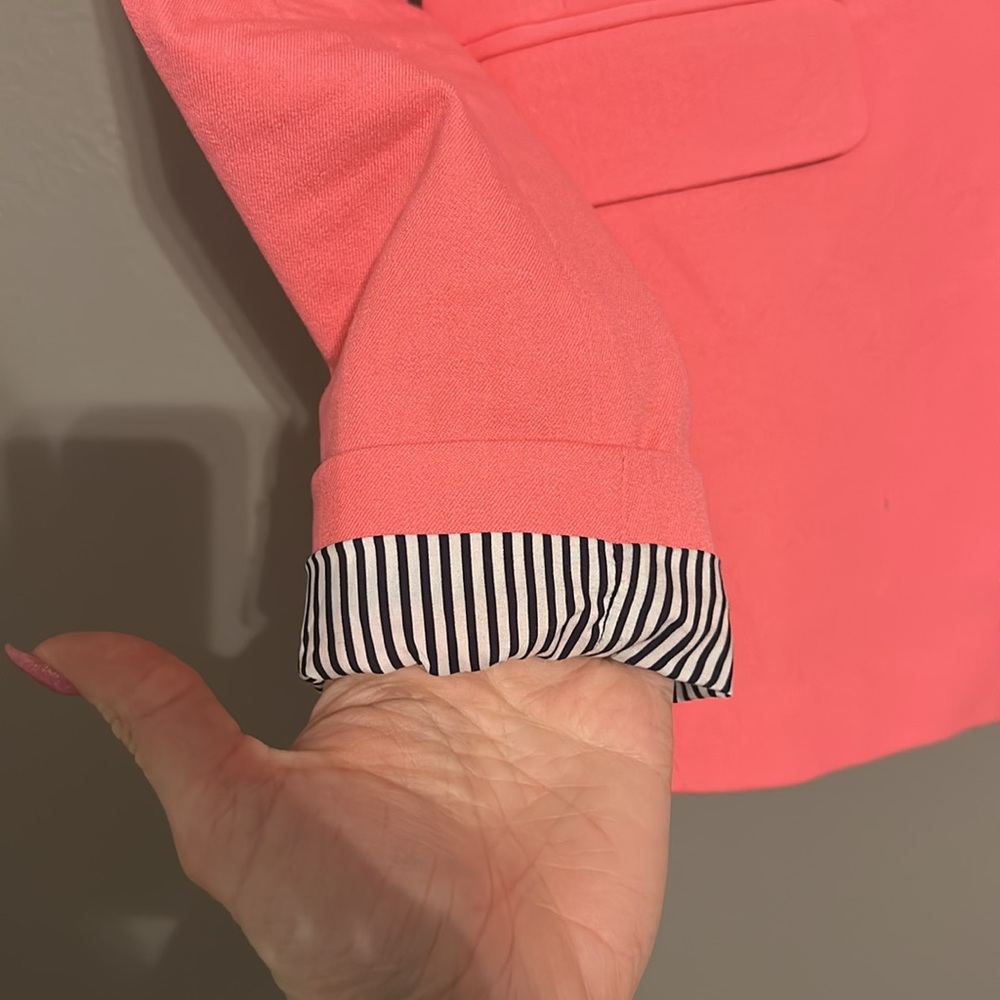 Pink blazer - Picture 2 of 4